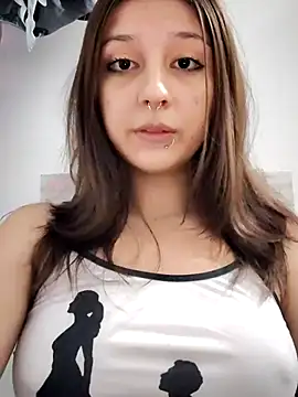 Snapshot of Maiden-Hot chatting on July 2026 09:41:02 PM Maiden-Hot online show from July 2026 09:41:02 PM