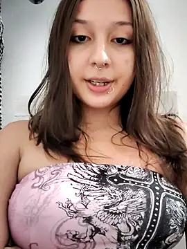 Snapshot of Maiden-Hot chatting on July 2026 10:55:01 PM Maiden-Hot online show from July 2026 10:55:01 PM