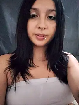 Snapshot of Maiden-Hot chatting on July 2026 05:36:01 AM Maiden-Hot online show from July 2026 05:36:01 AM