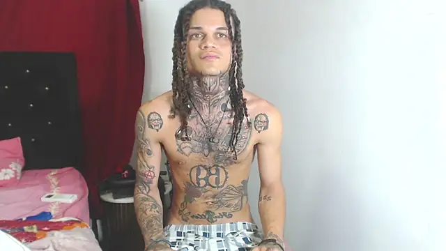 Snapshot of hot_man05 chatting on March 2025 11:38:01 AM hot man05 online show from March 2025 11:38:01 AM