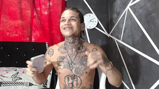 Snapshot of hot_man05 chatting on September 2025 04:01:01 PM hot man05 online show from September 2025 04:01:01 PM