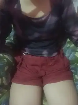 Snapshot of angel-cinderella chatting on April 2026 10:18:01 PM angel-cinderella online show from April 2026 10:18:01 PM