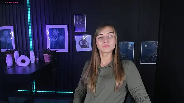 Snapshot of CharmBianca chatting on February 2025 05:29:01 AM CharmBianca online show from February 2025 05:29:01 AM