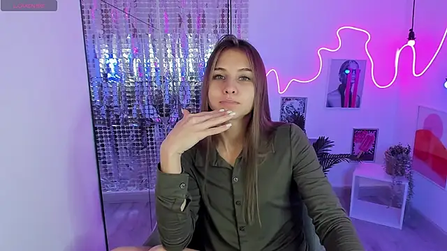 Snapshot of CharmBianca chatting on February 2025 06:08:02 PM CharmBianca online show from February 2025 06:08:02 PM