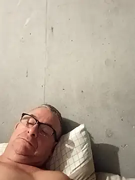 Snapshot of Gabo6770 chatting on December 2025 03:33:02 AM Gabo6770 online show from December 2025 03:33:02 AM