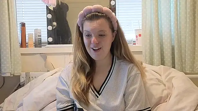 Demi WelshX online show from November 2025 09:53:01 AM