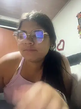 viccky vick online show from March 2025 12:17:02 AM