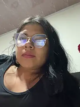 viccky vick online show from March 2025 02:06:02 AM