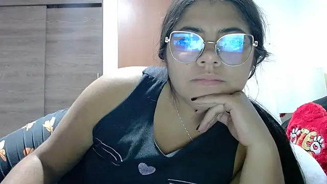 viccky vick online show from September 2025 03:12:01 AM