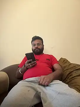 Snapshot of SoloChill chatting on April 2026 01:38:02 AM SoloChill online show from April 2026 01:38:02 AM