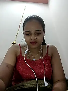 Snapshot of RAYI_123 chatting on January 2025 11:02:01 PM RAYI 123 online show from January 2025 11:02:01 PM