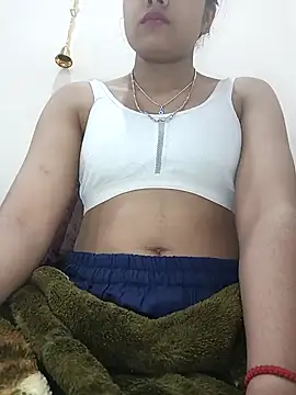 Snapshot of RAYI_123 chatting on February 2025 07:46:01 PM RAYI 123 online show from February 2025 07:46:01 PM