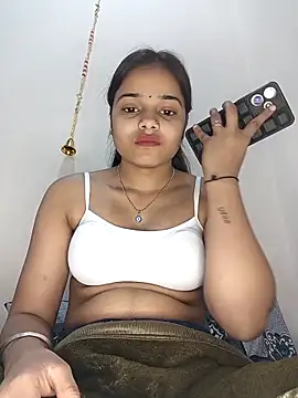 Snapshot of RAYI_123 chatting on February 2025 04:42:02 PM RAYI 123 online show from February 2025 04:42:02 PM