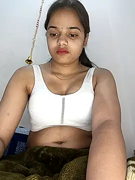 Snapshot of RAYI_123 chatting on February 2025 04:48:01 PM RAYI 123 online show from February 2025 04:48:01 PM