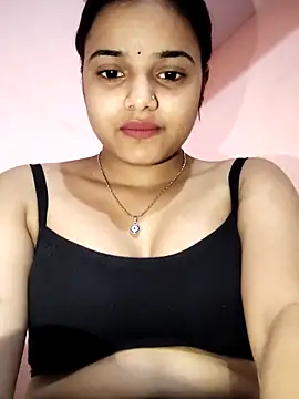 Snapshot of RAYI_123 chatting on February 2025 04:57:01 PM RAYI 123 online show from February 2025 04:57:01 PM