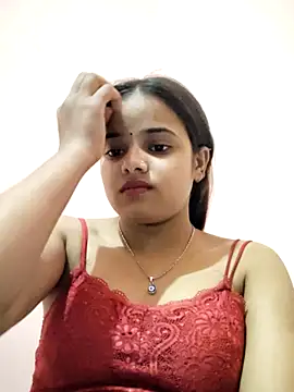 Snapshot of RAYI_123 chatting on February 2025 07:58:02 PM RAYI 123 online show from February 2025 07:58:02 PM