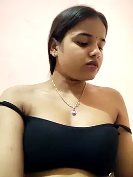 Snapshot of RAYI_123 chatting on February 2025 05:15:01 AM RAYI 123 online show from February 2025 05:15:01 AM