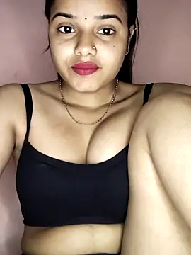 Snapshot of RAYI_123 chatting on March 2025 06:16:01 AM RAYI 123 online show from March 2025 06:16:01 AM