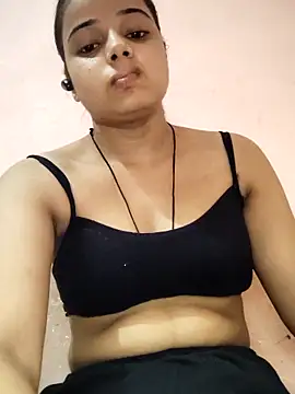 Snapshot of RAYI_123 chatting on September 2025 06:12:02 AM RAYI 123 online show from September 2025 06:12:02 AM