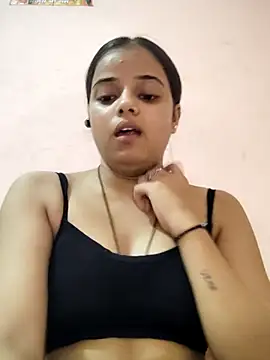 Snapshot of RAYI_123 chatting on September 2025 05:36:01 PM RAYI 123 online show from September 2025 05:36:01 PM