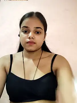 Snapshot of RAYI_123 chatting on September 2025 06:23:02 PM RAYI 123 online show from September 2025 06:23:02 PM