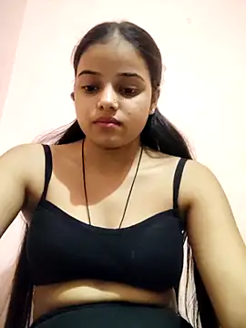 Snapshot of RAYI_123 chatting on October 2025 05:14:02 PM RAYI 123 online show from October 2025 05:14:02 PM