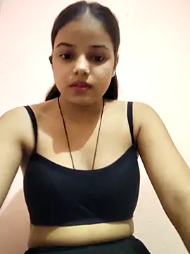 Snapshot of RAYI_123 chatting on October 2025 05:29:01 AM RAYI 123 online show from October 2025 05:29:01 AM