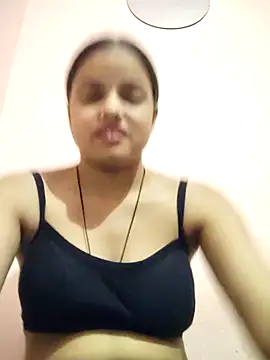 Snapshot of RAYI_123 chatting on October 2025 06:38:01 AM RAYI 123 online show from October 2025 06:38:01 AM