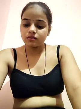 Snapshot of RAYI_123 chatting on October 2025 05:02:02 PM RAYI 123 online show from October 2025 05:02:02 PM