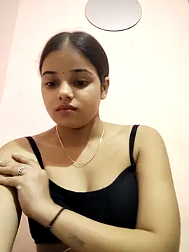 Snapshot of RAYI_123 chatting on October 2025 04:53:02 AM RAYI 123 online show from October 2025 04:53:02 AM