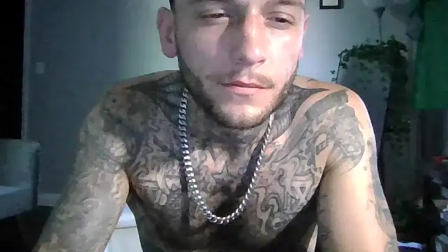Snapshot of cruz815 chatting on July 2026 07:24:01 PM cruz815 online show from July 2026 07:24:01 PM