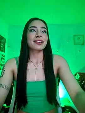 Marce0 online show from April 2026 08:18:01 PM