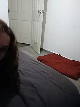 Snapshot of MirandaLatinaLovely chatting on July 2026 03:22:01 AM MirandaLatinaLovely online show from July 2026 03:22:01 AM