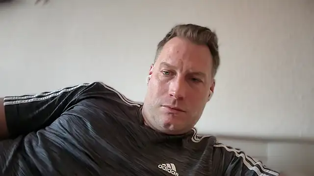 Snapshot of Christian87xxx chatting on March 2026 04:21:01 PM Christian87xxx online show from March 2026 04:21:01 PM