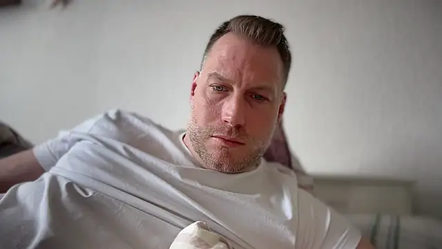 Snapshot of Christian87xxx chatting on April 2026 02:58:01 PM Christian87xxx online show from April 2026 02:58:01 PM