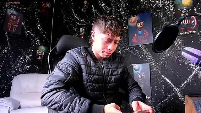 marcuscollins1  online show from February 2025 02:15:02 PM