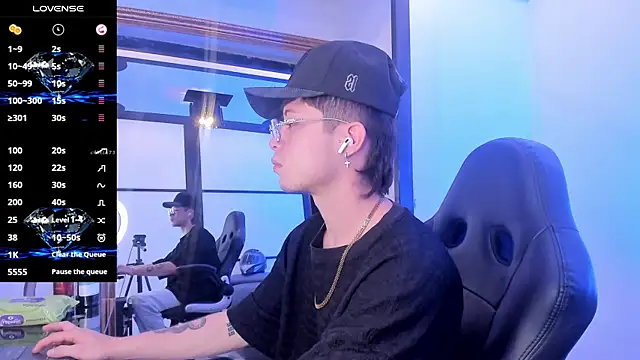 marcuscollins1  online show from September 2025 02:31:01 PM