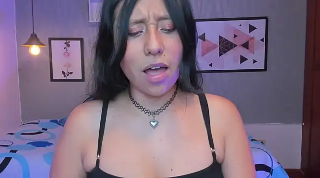 Nohemi louse online show from February 2025 01:18:02 AM