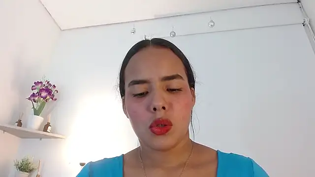 Roxy Stonee online show from September 2025 07:36:01 PM