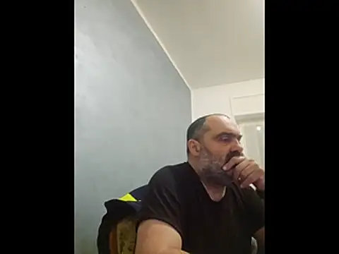 Snapshot of fuocovivo4 chatting on April 2026 05:11:01 PM fuocovivo4 online show from April 2026 05:11:01 PM