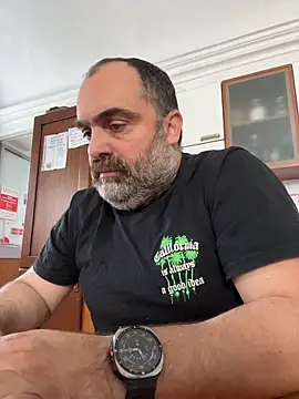 Snapshot of fuocovivo4 chatting on May 2026 09:15:01 AM fuocovivo4 online show from May 2026 09:15:01 AM
