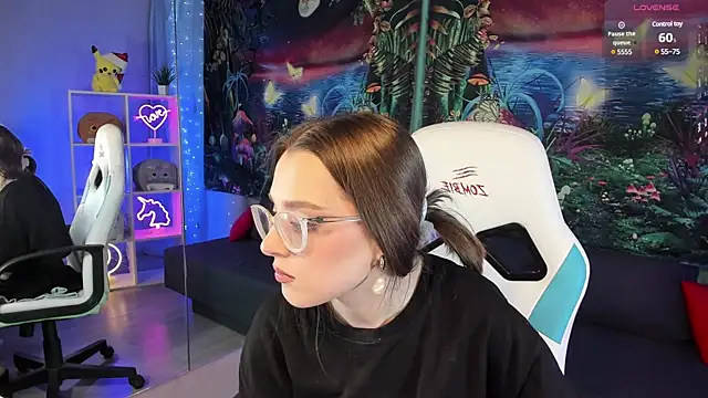 Snapshot of kaisajenner chatting on January 2025 09:05:02 PM kaisajenner online show from January 2025 09:05:02 PM