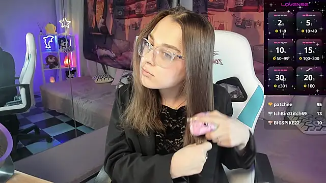 Snapshot of kaisajenner chatting on March 2025 01:31:02 AM kaisajenner online show from March 2025 01:31:02 AM