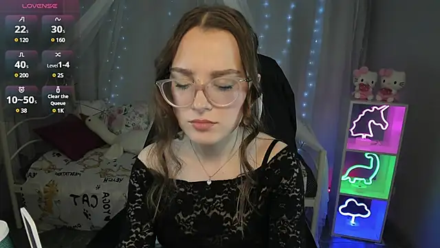 Snapshot of kaisajenner chatting on March 2025 10:21:02 PM kaisajenner online show from March 2025 10:21:02 PM