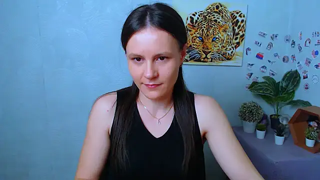 Snapshot of ValeriaHeart_ chatting on February 2026 03:54:01 AM ValeriaHeart online show from February 2026 03:54:01 AM