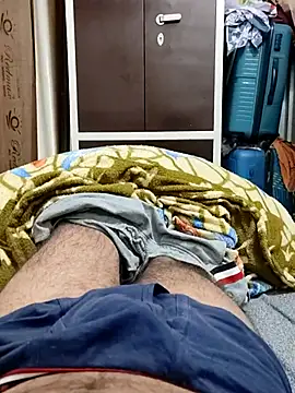 Snapshot of Hot_funky_boy chatting on February 2025 07:36:01 PM Hot funky boy online show from February 2025 07:36:01 PM