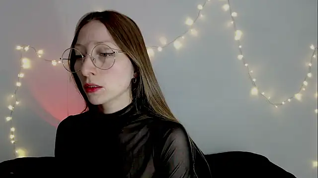 Snapshot of Carlin_Diaz chatting on March 2026 10:25:02 PM Carlin Diaz online show from March 2026 10:25:02 PM