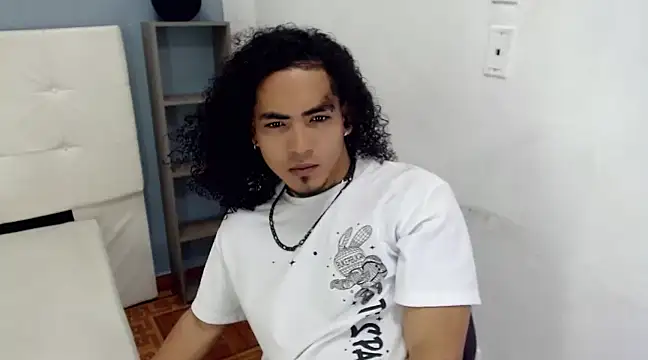 LihanJor 23 online show from February 2025 03:32:01 AM