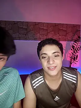 Snapshot of jacob_and_sam chatting on February 2025 02:33:02 AM jacob and sam online show from February 2025 02:33:02 AM