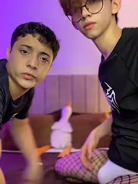 jacob and sam online show from November 2025 03:17:01 AM